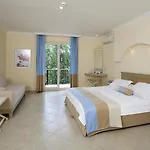 Club Atlantis 5*