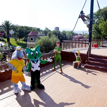 Club Atlantis מלון 5*