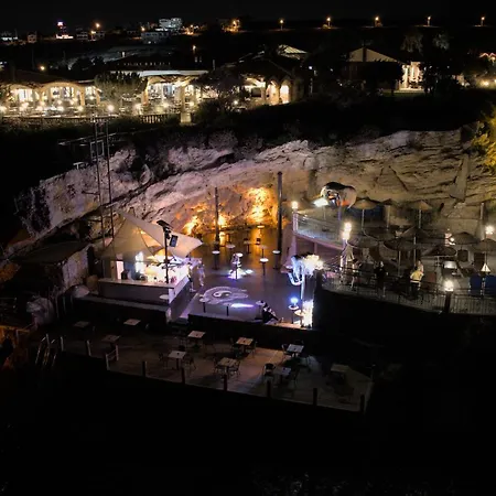 מלון Club Atlantis