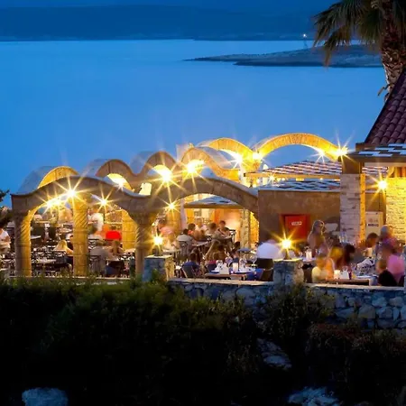 Club Atlantis Отель 4*