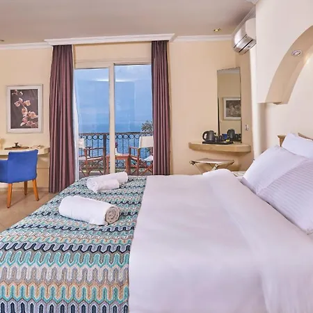Club Atlantis 4* Сеферихисар