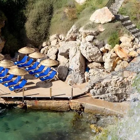 Club Atlantis Otel Seferihisar