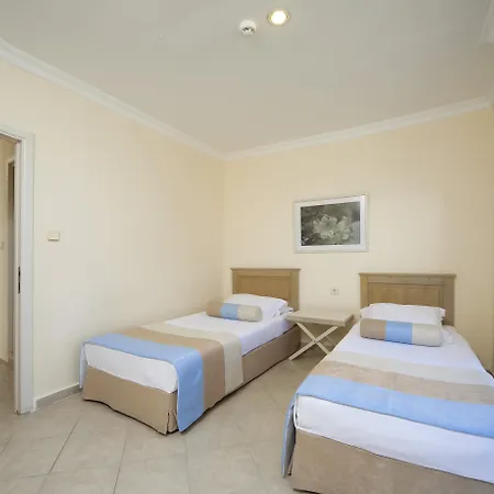 Club Atlantis 4*