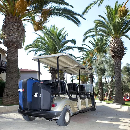 Club Atlantis מלון 4*
