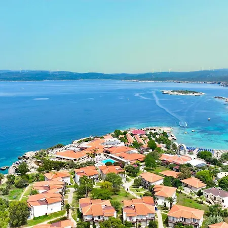 Club Atlantis Otel 4*