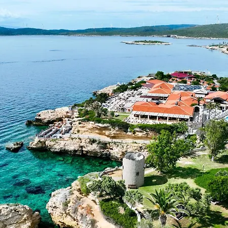 Club Atlantis Otel Seferihisar